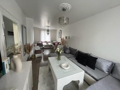 Maison - 85 m² - 5 pièces