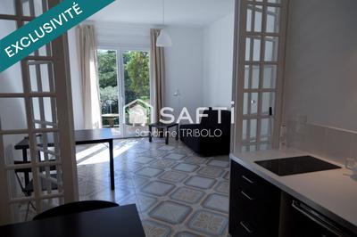 Maison - 205 m² - 8 pièces