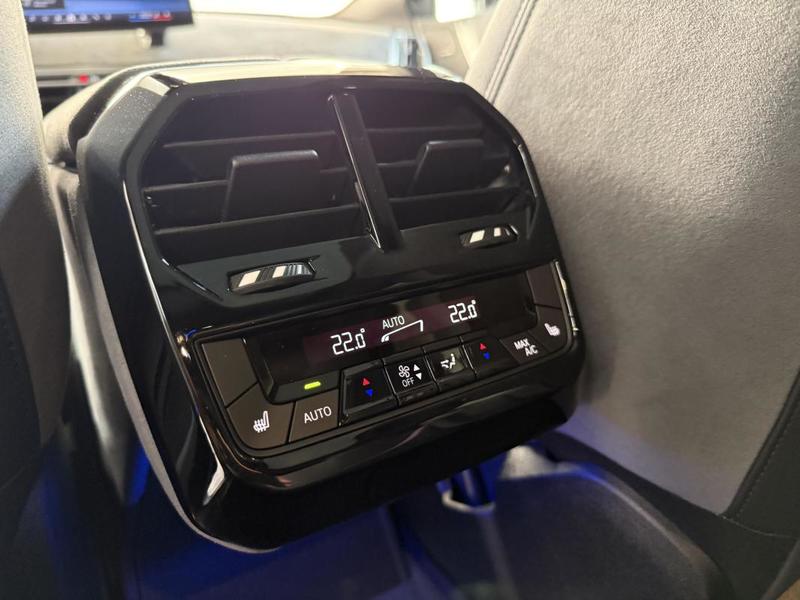 Bmw ix I20 xDrive45 408 ch m Sport