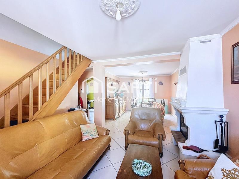 Maison - 92 m² - 5 pièces