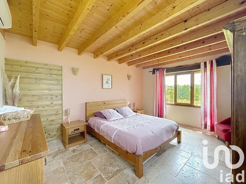 Maison - 872 m² - 22 pièces