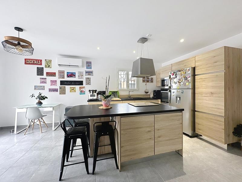 Maison - 80 m² - 4 pièces