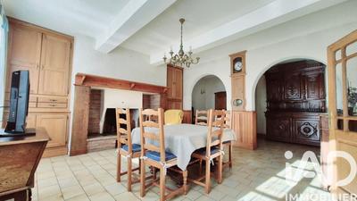 Maison - 196 m² - 5 pièces