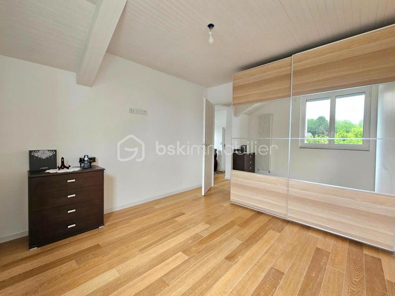 Pavillon - 110 m² - 6 pièces