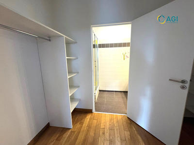 Appartement - 105 m² - 4 pièces