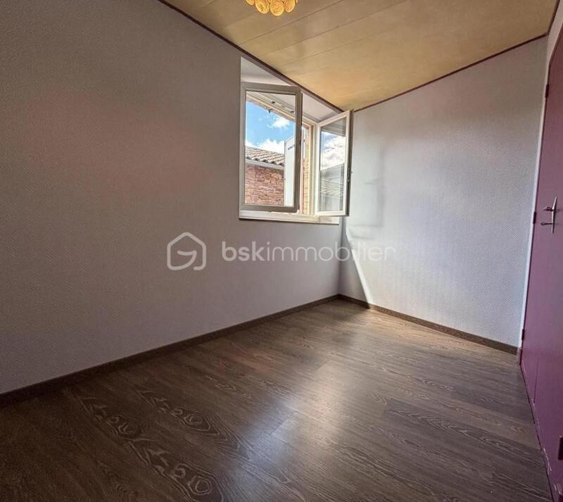 Maison - 151 m² - 6 pièces