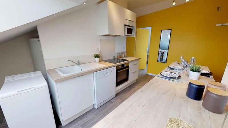 Chambre - 18 m² - 3 pièces