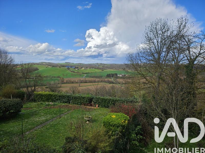 Maison de village - 90 m² - 4 pièces