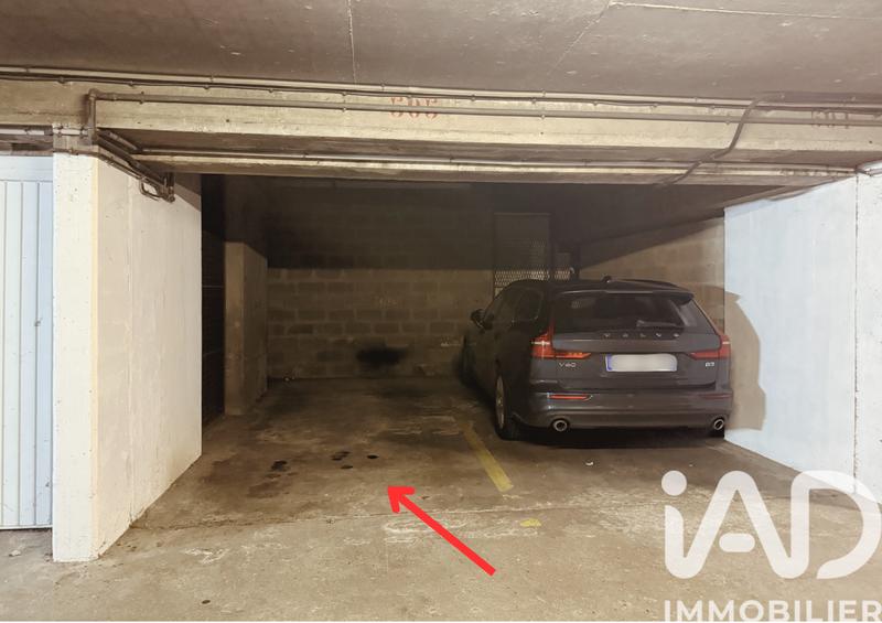 Parking - 13 m²