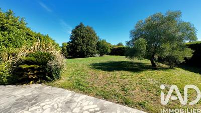 Maison - 210 m² - 5 pièces