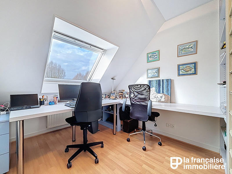 Maison - 168 m² - 8 pièces