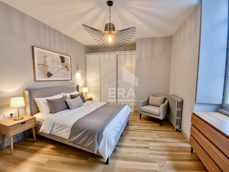 Appartement - 97 m² - 3 pièces