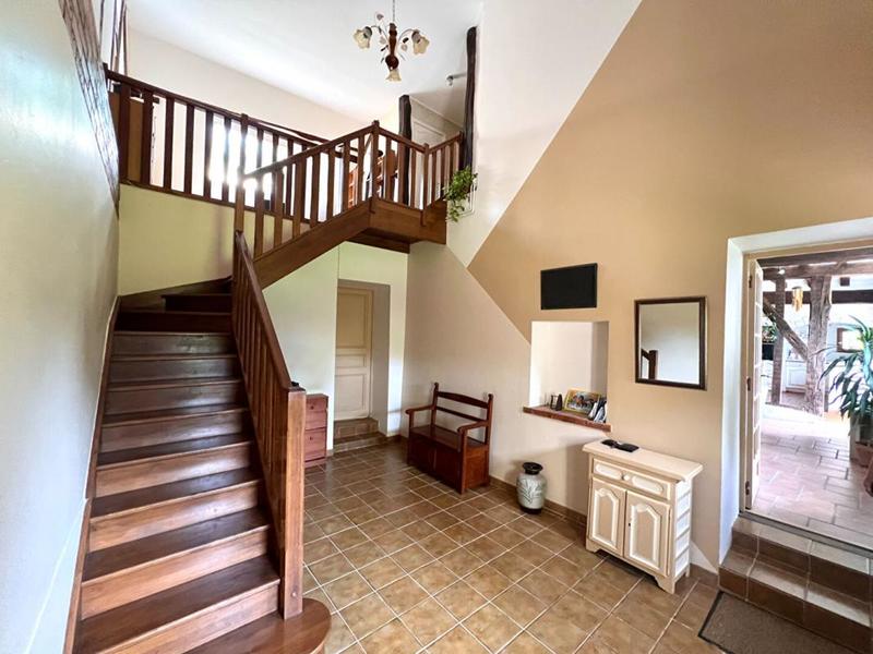 Maison - 350 m² - 14 pièces