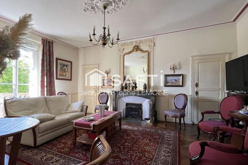 Propriété - 193 m² - 12 pièces