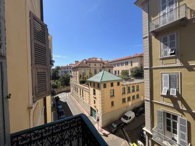 Appartement - 152 m² - 7 pièces