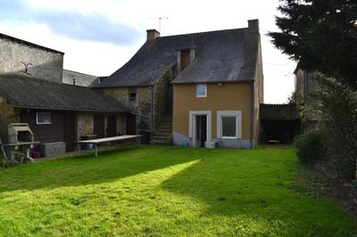 Maison de village - 121 m² - 6 pièces