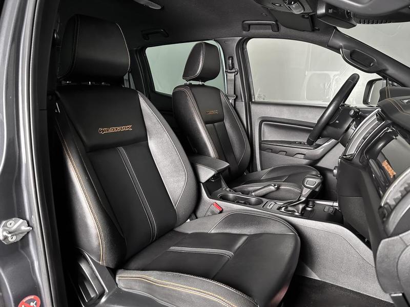 Ford Ranger Double Cabine Wildtrak 2.0 Tdci 213ch Bva 4x4 Ja18p Hardtop Carplay Camera Attelage Gps