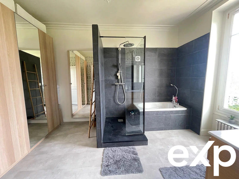 Maison - 164 m² - 7 pièces