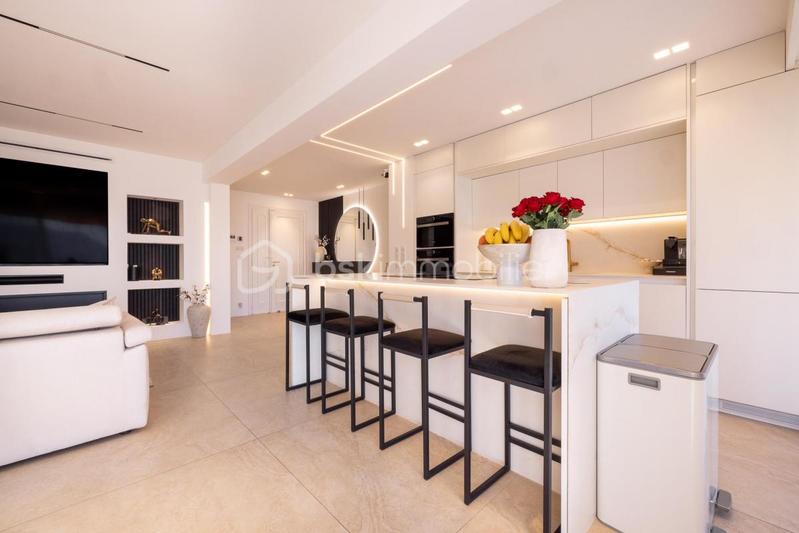 Appartement - 83 m² - 3 pièces