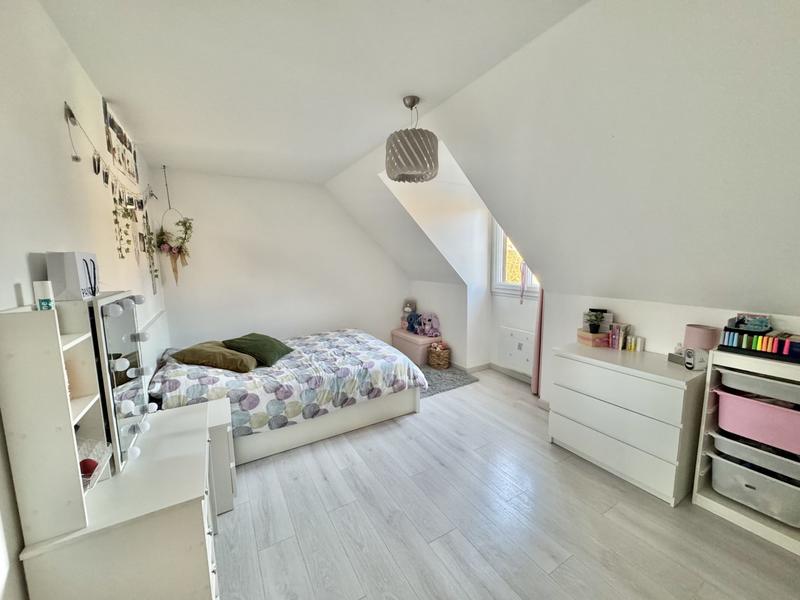 Maison - 147 m² - 5 pièces