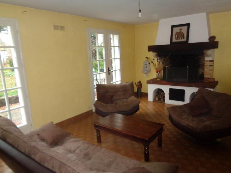 Maison - 216 m² - 10 pièces