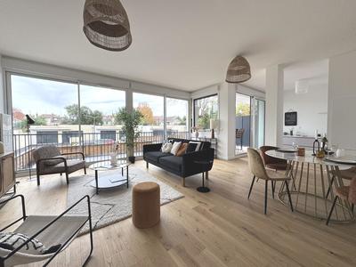 Appartement - 104 m² - 4 pièces