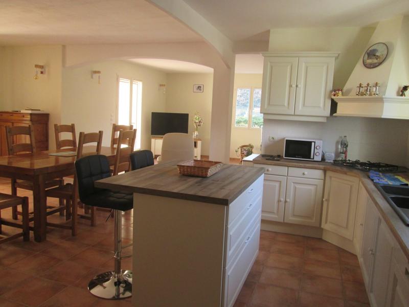 Maison - 140 m² - 5 pièces