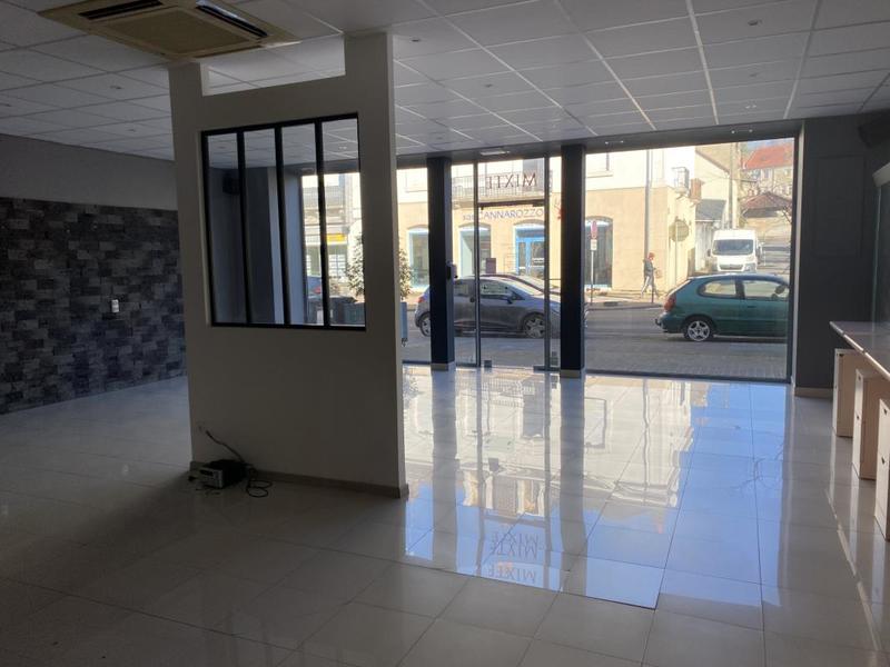 Local commercial - 74 m²