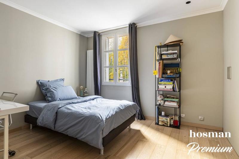 Appartement - 157 m² - 6 pièces