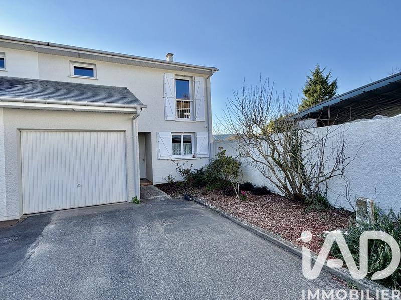 Maison - 101 m² - 6 pièces