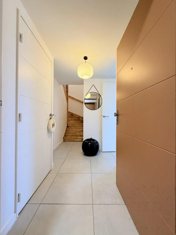 Duplex - 107 m² - 5 pièces