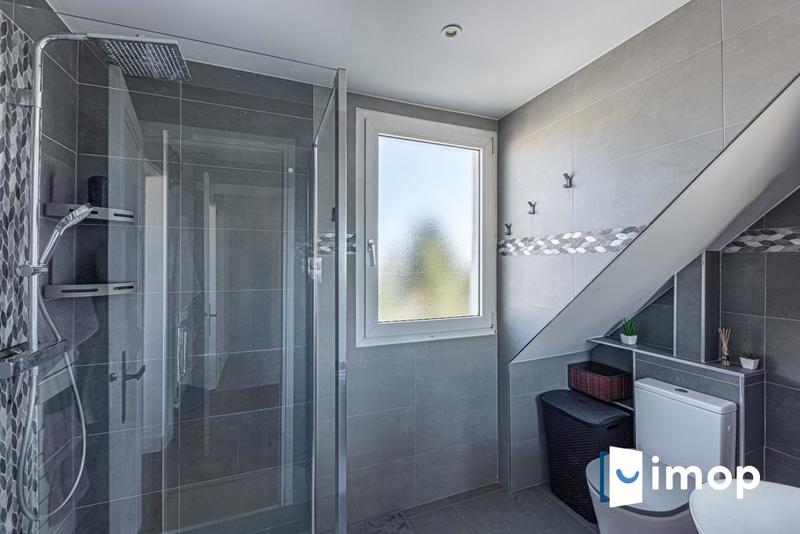 Maison - 164 m² - 7 pièces