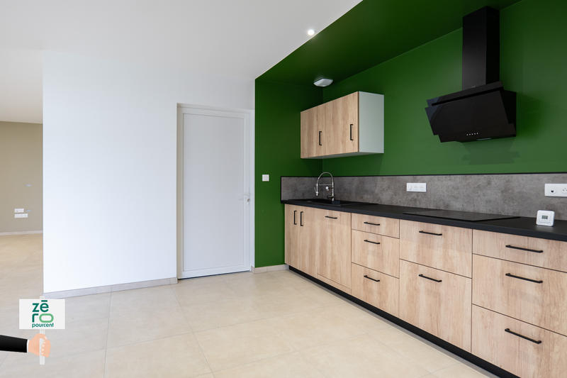 Maison - 94 m² - 4 pièces