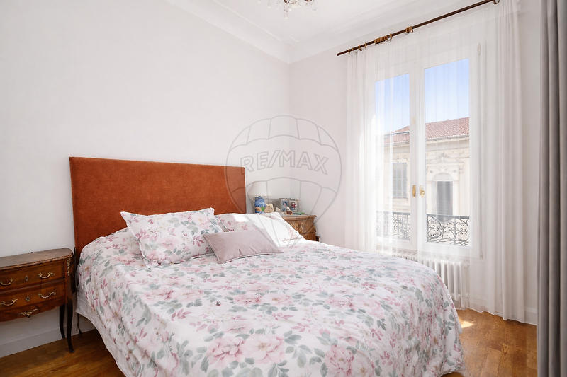 Appartement - 93 m² - 4 pièces