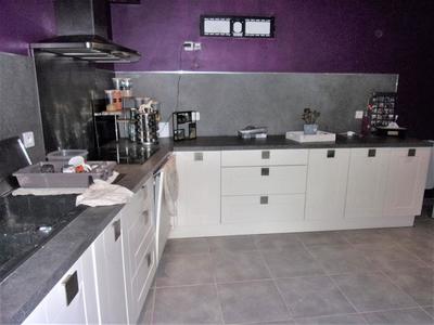 Maison - 243 m² - 7 pièces