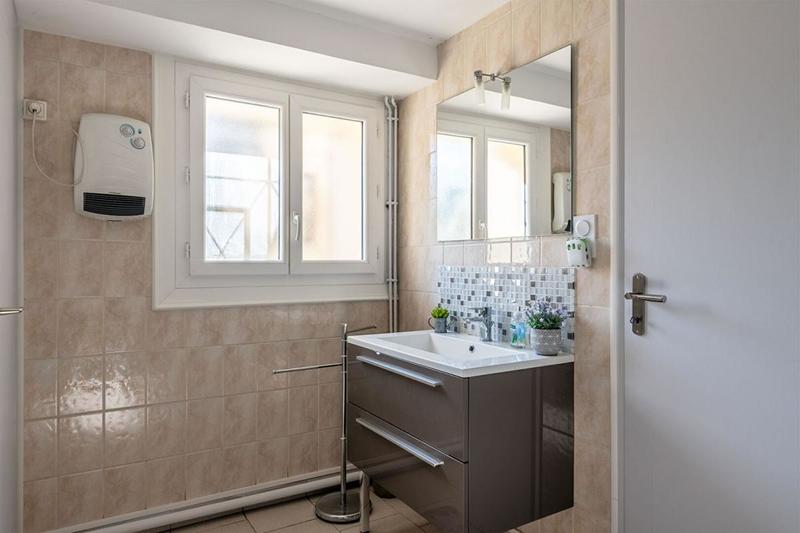 Maison - 223 m² - 7 pièces