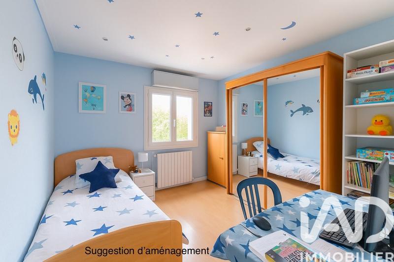 Maison - 155 m² - 8 pièces