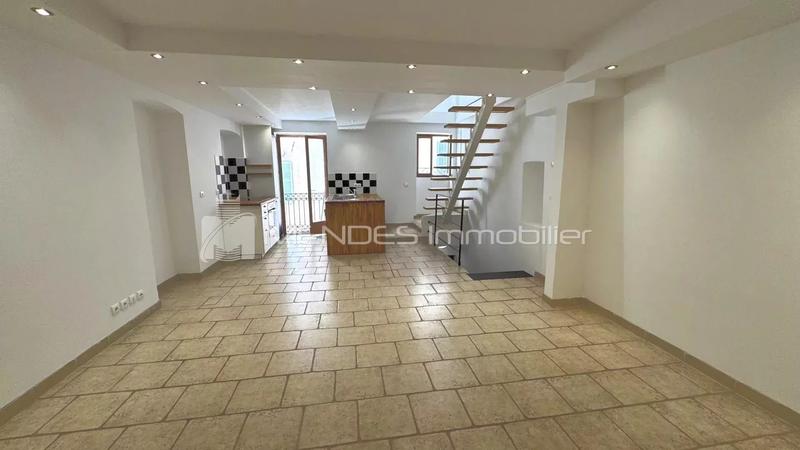 Maison de village - 80 m² - 3 pièces