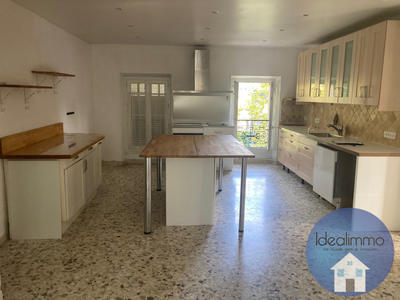 Appartement - 135 m² - 5 pièces