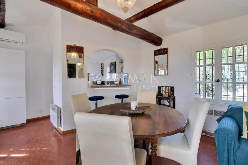 Villa - 102 m² - 5 pièces