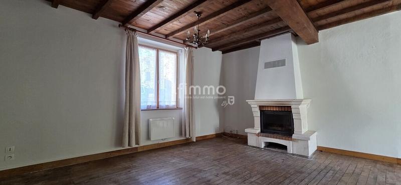 Maison de village - 94 m² - 4 pièces