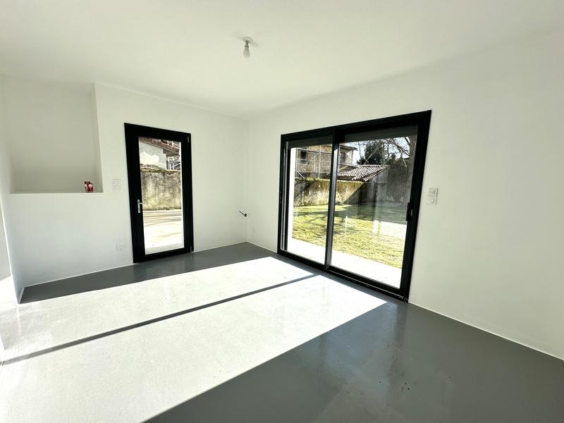 Maison de ville - 225 m² - 8 pièces