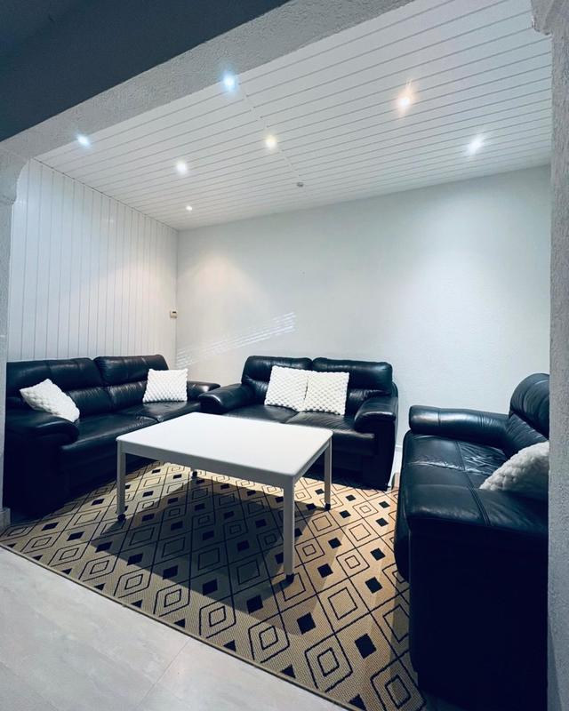 Maison - 110 m² - 8 pièces