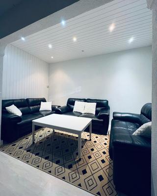 Maison - 110 m² - 8 pièces