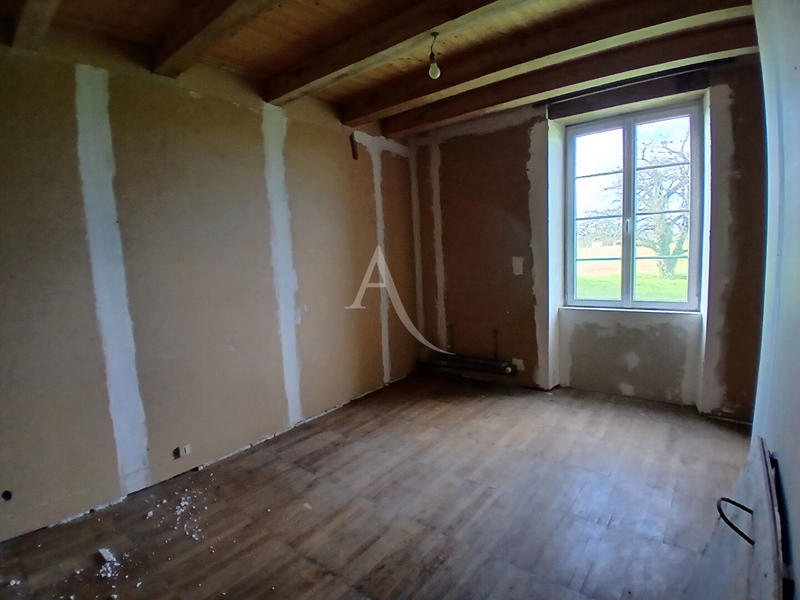 Maison - 210 m² - 6 pièces