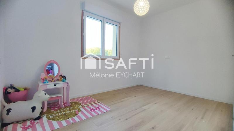 Maison - 110 m² - 4 pièces