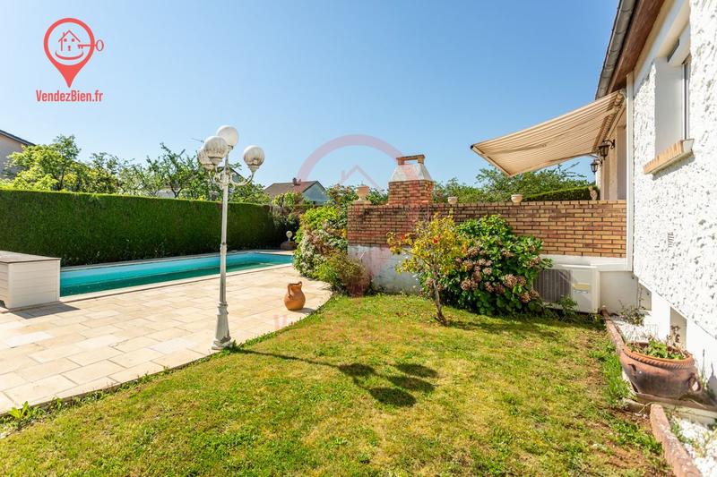 Maison - 122 m² - 6 pièces