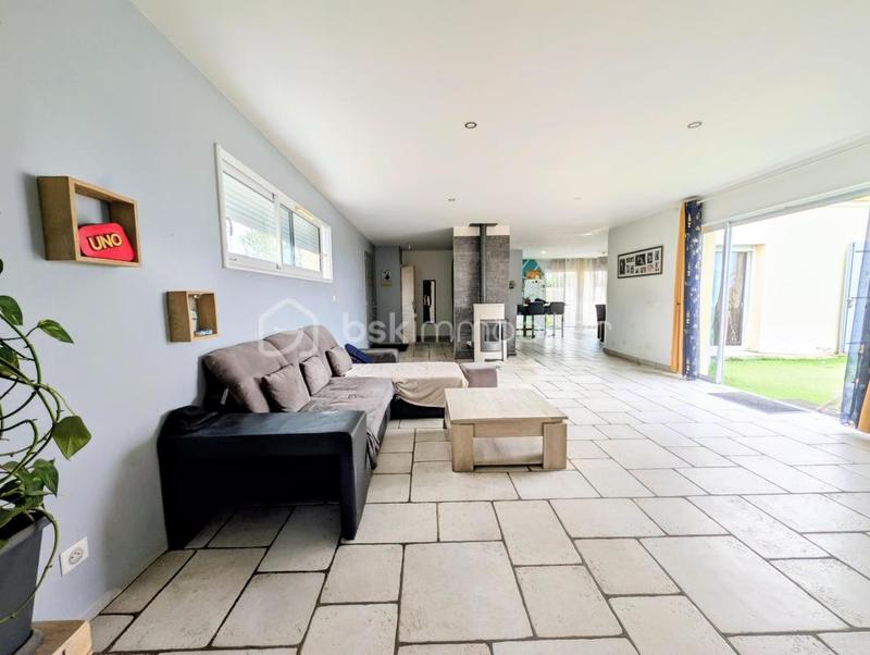 Maison traditionnelle - 141 m² - 4 pièces