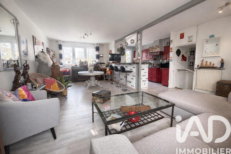 Maison - 95 m² - 5 pièces