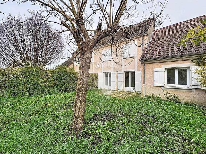 Maison - 106 m² - 4 pièces